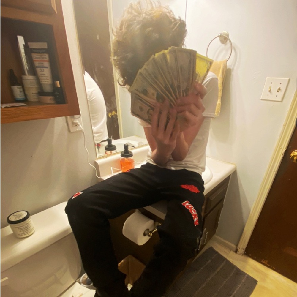 Meet your Posher, Jellyfish